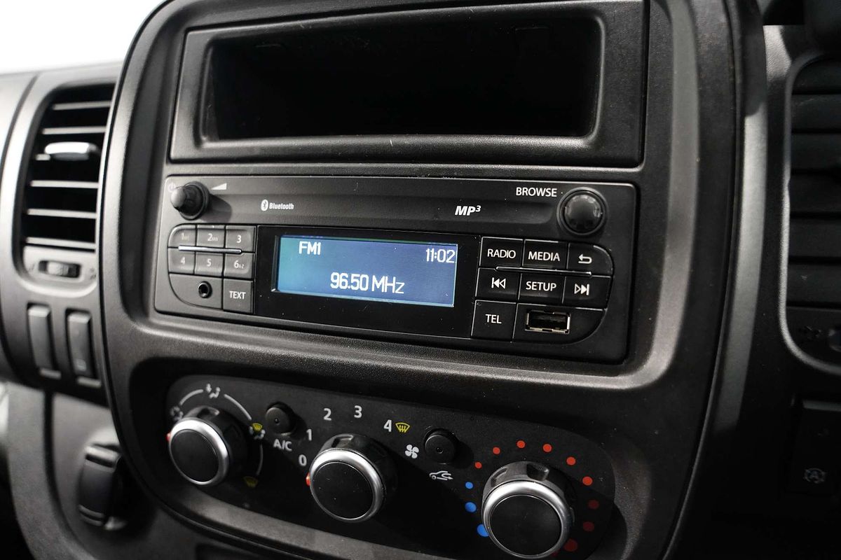 2020 Mitsubishi Express GLX SN LWB