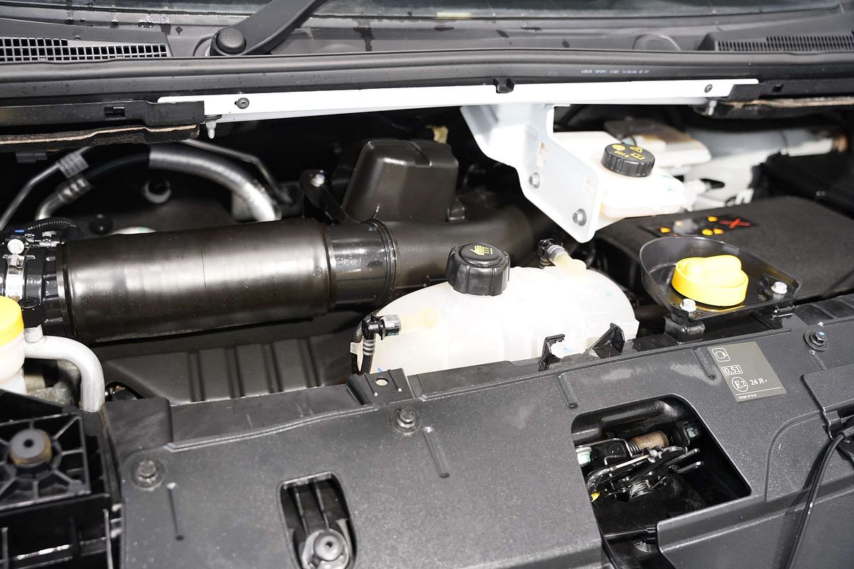 2020 Mitsubishi Express GLX SN LWB
