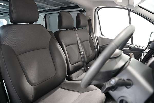 2020 Mitsubishi Express GLX SN LWB