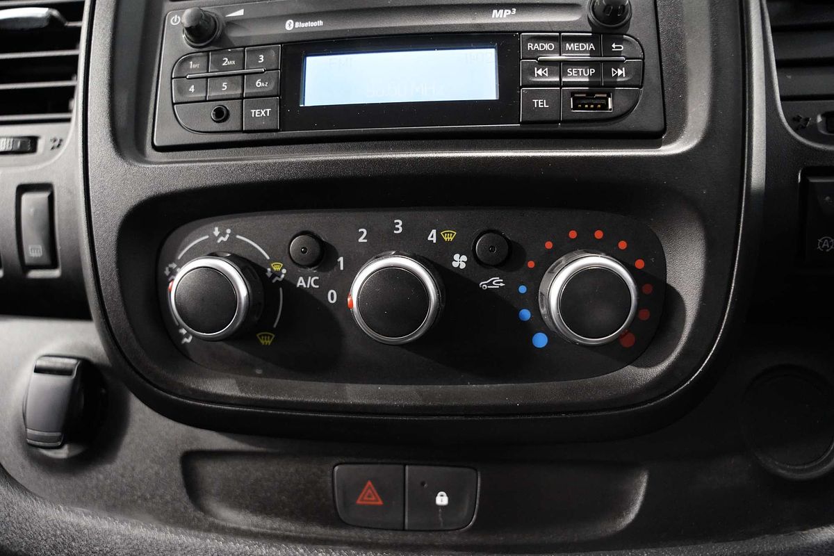 2020 Mitsubishi Express GLX SN LWB