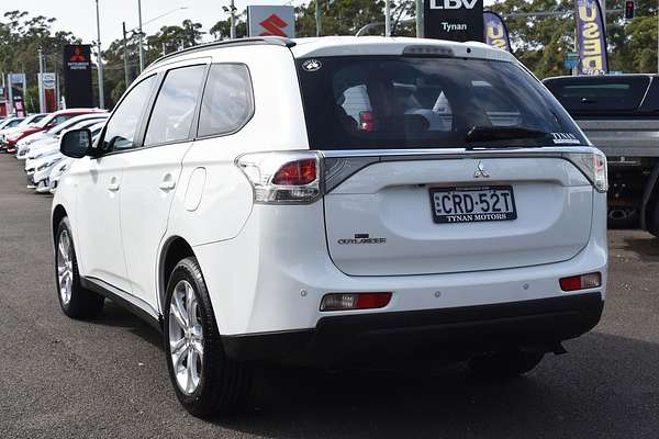 2013 Mitsubishi Outlander ES ZJ