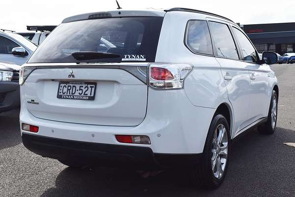 2013 Mitsubishi Outlander ES ZJ
