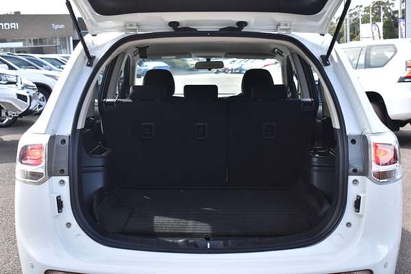 2013 Mitsubishi Outlander ES ZJ
