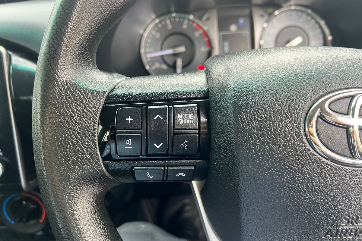 2021 Toyota Hilux SR GUN126R 4X4