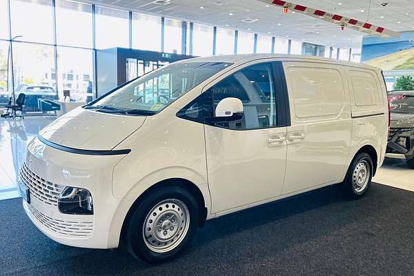 2025 Hyundai STARIA LOAD US4.V3