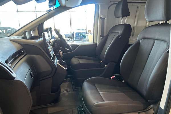 2025 Hyundai STARIA LOAD US4.V3