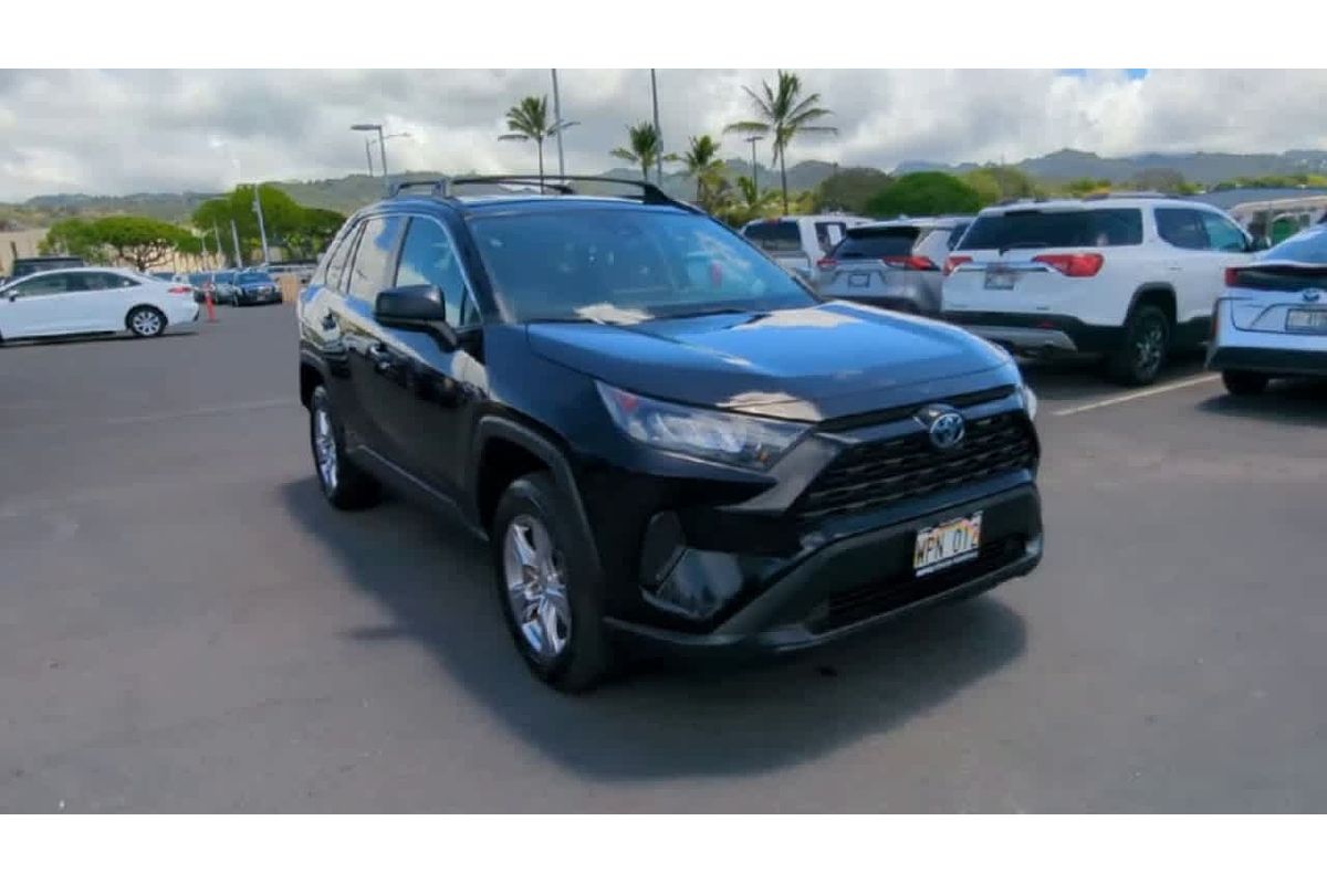 2022 Toyota RAV4 Hybrid LE
