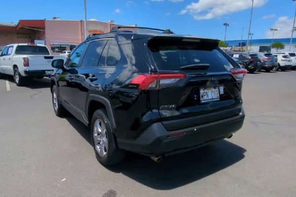 2022 Toyota RAV4 Hybrid LE