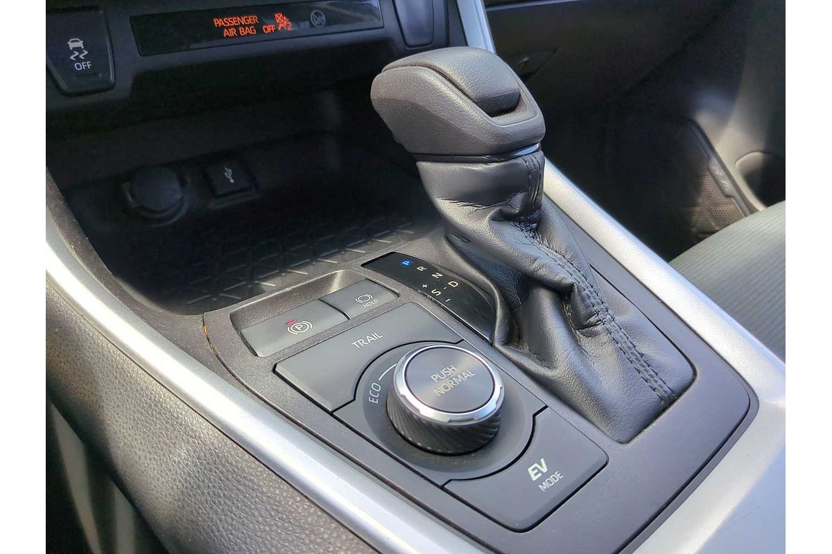 2022 Toyota RAV4 Hybrid LE