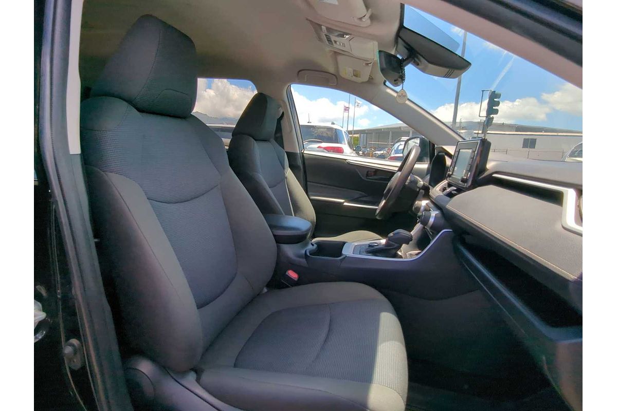 2022 Toyota RAV4 Hybrid LE