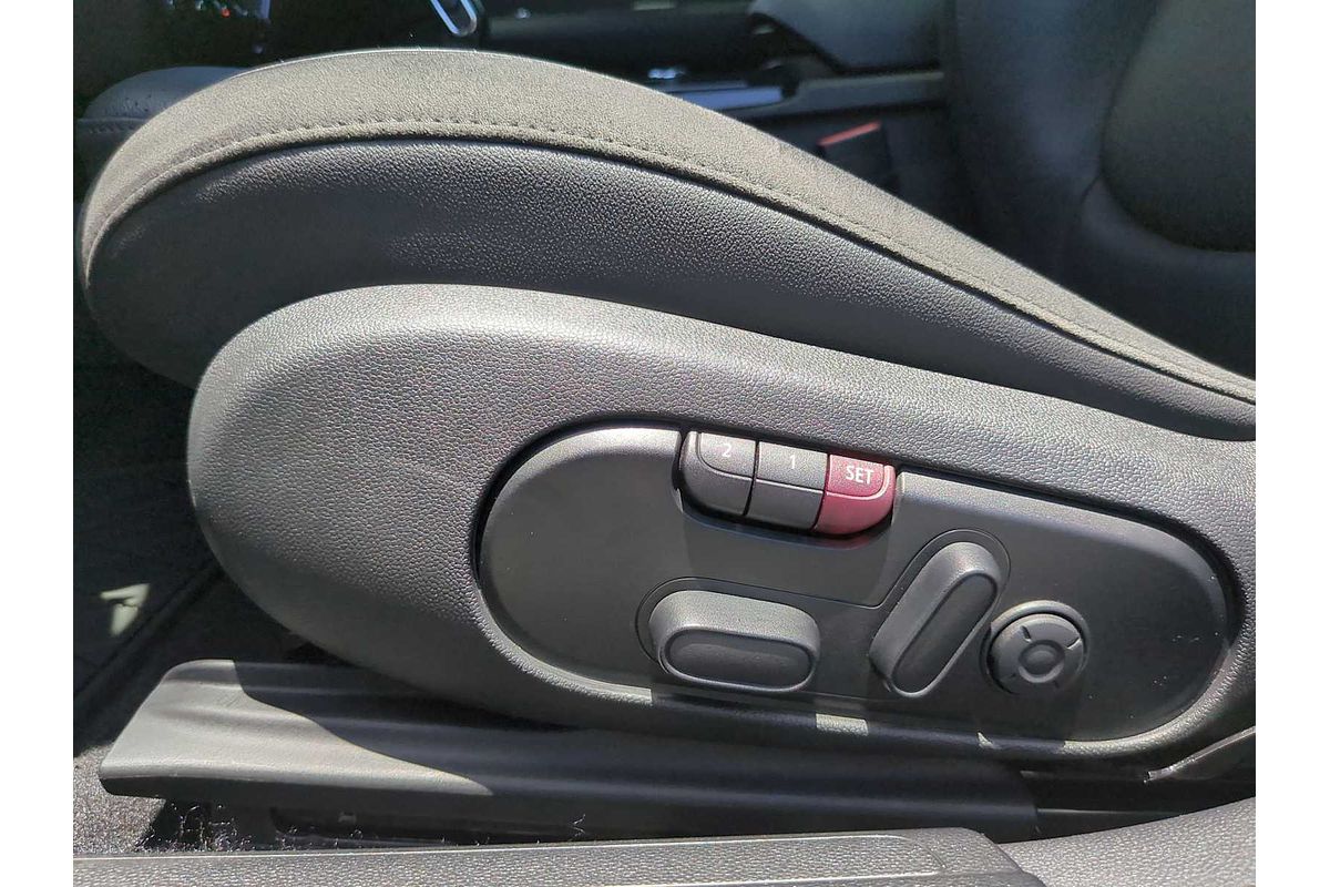 2023 MINI Clubman John Cooper Works