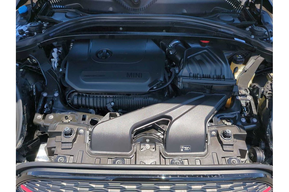 2023 MINI Clubman John Cooper Works