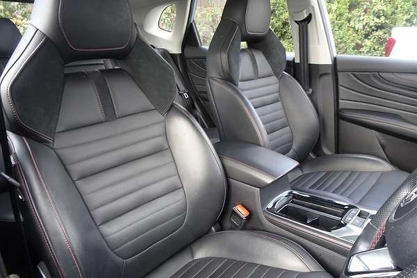 2020 MG HS PHEV Essence SAS23