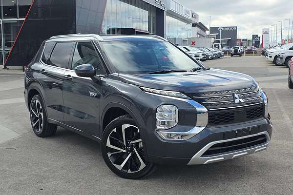 2025 Mitsubishi Outlander PHEV Exceed ZM