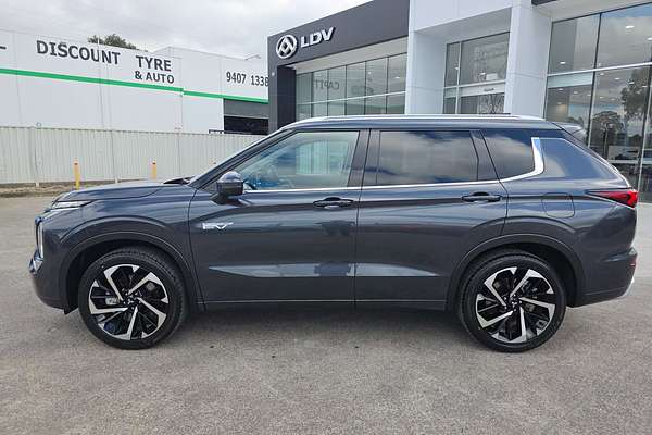 2025 Mitsubishi Outlander PHEV Exceed ZM