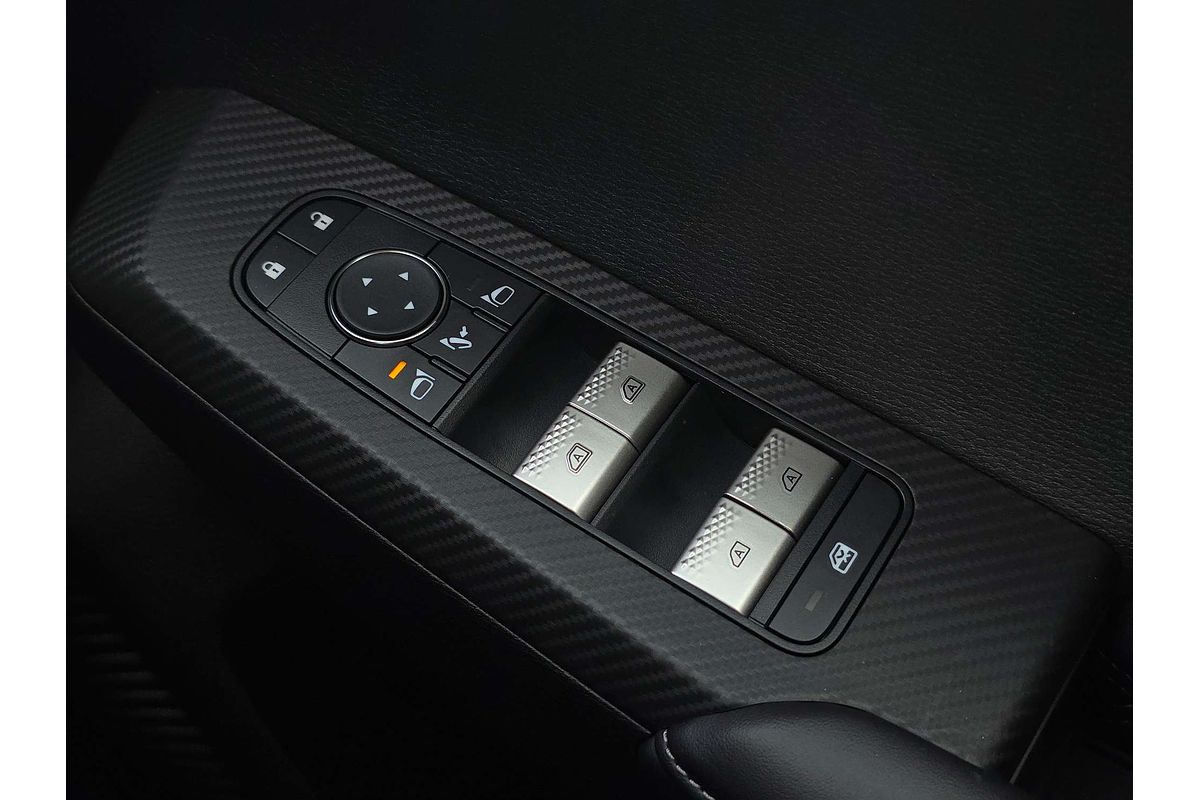 2025 Mitsubishi Outlander PHEV Exceed ZM
