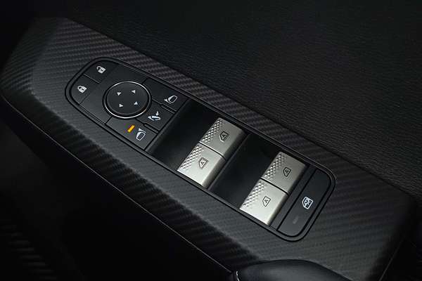 2025 Mitsubishi Outlander PHEV Exceed ZM