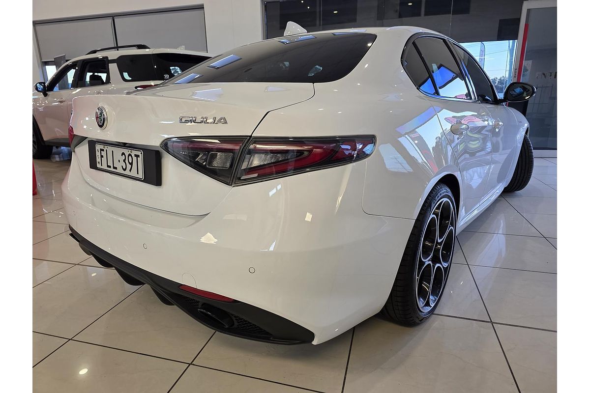 2023 Alfa Romeo Giulia Veloce Series 4
