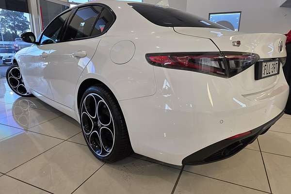 2023 Alfa Romeo Giulia Veloce Series 4