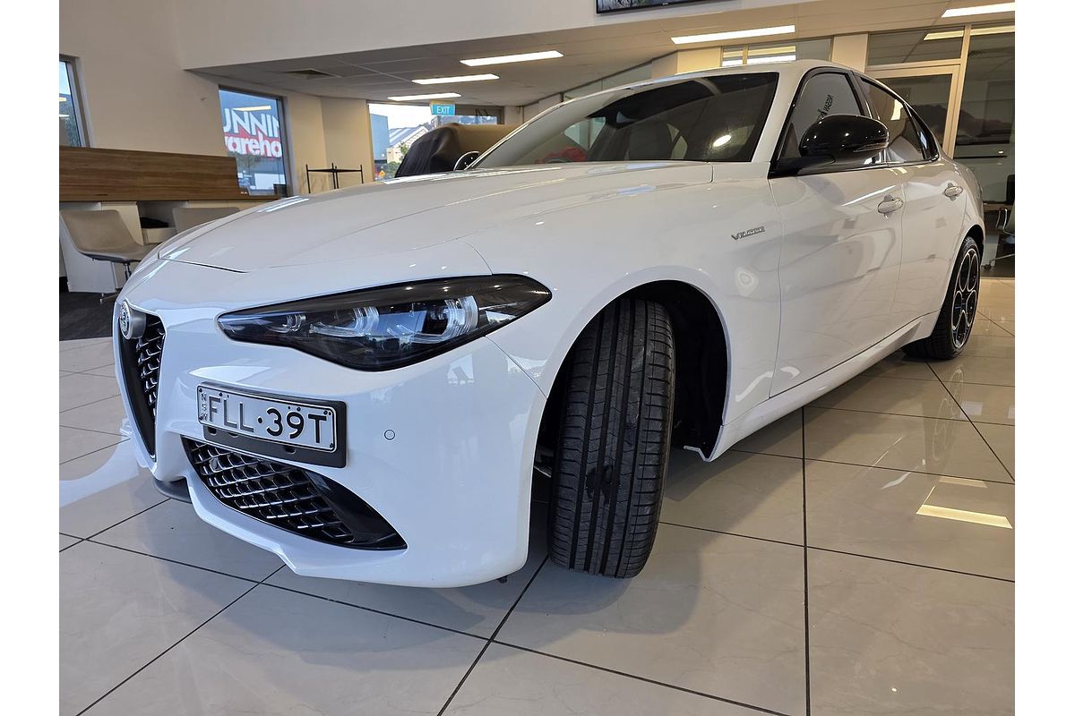 2023 Alfa Romeo Giulia Veloce Series 4