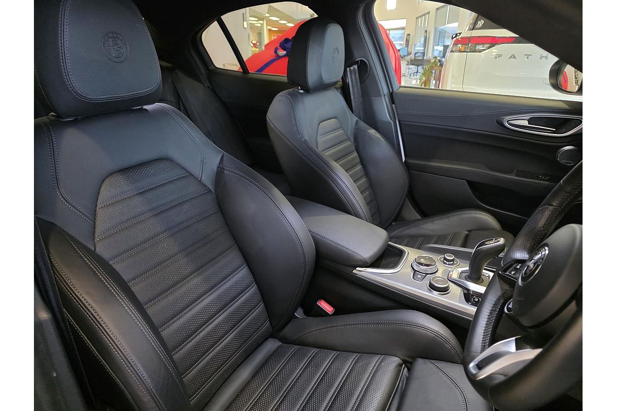 2023 Alfa Romeo Giulia Veloce Series 4