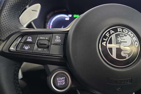2023 Alfa Romeo Giulia Veloce Series 4