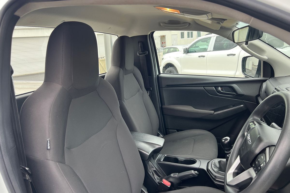 2020 Isuzu D-MAX SX LOW-RIDE (4x2) TF MY19 REAR WHEEL DRIVE