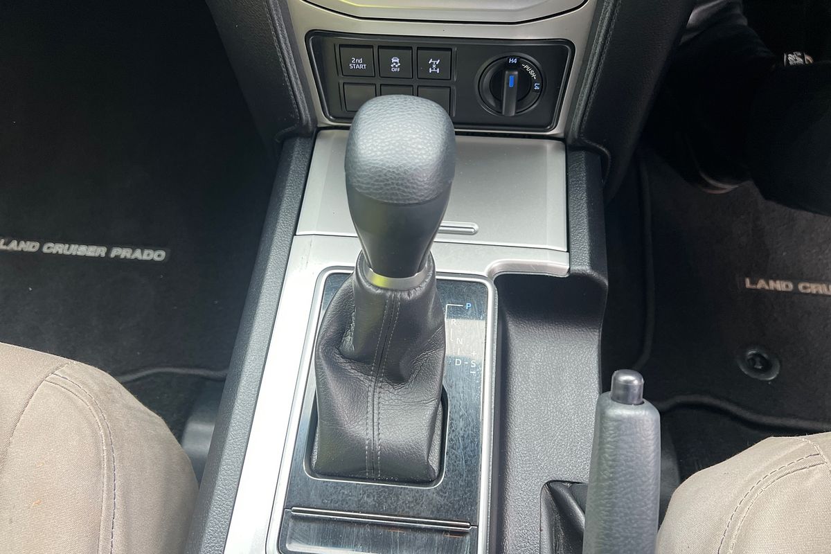 2021 Toyota Landcruiser Prado GX GDJ150R
