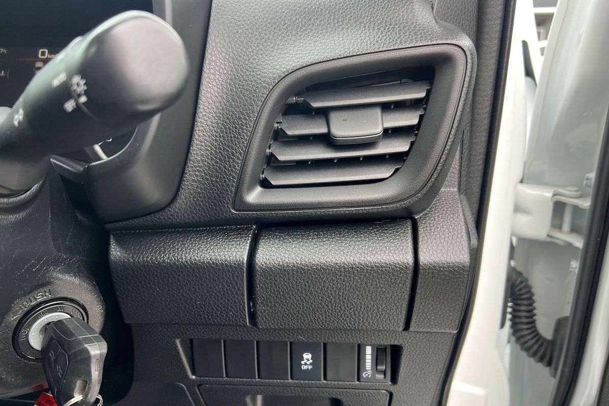 2020 Isuzu D-MAX SX LOW-RIDE (4x2) TF MY19 REAR WHEEL DRIVE