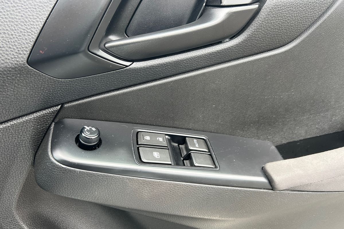 2020 Isuzu D-MAX SX LOW-RIDE (4x2) TF MY19 REAR WHEEL DRIVE