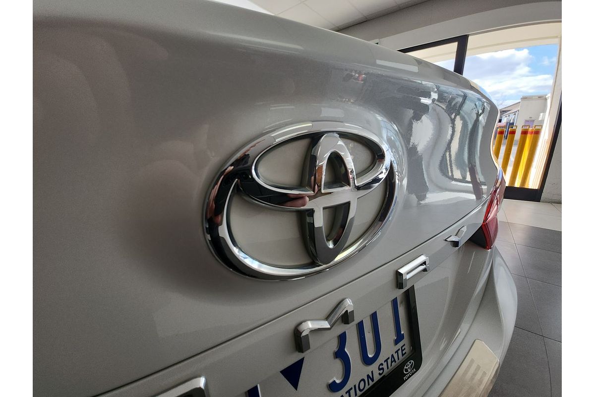 2019 Toyota Camry Ascent Sport ASV70R