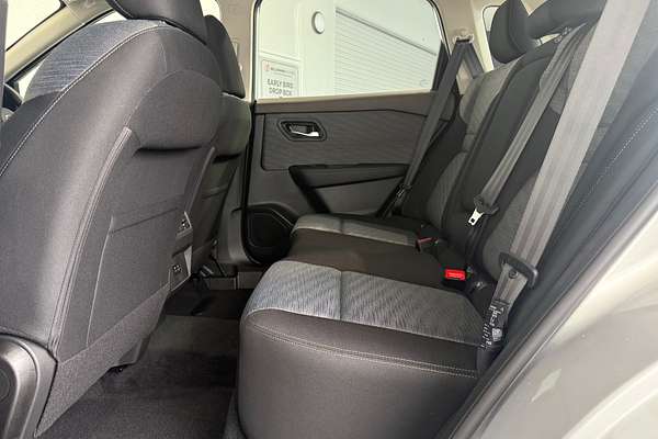 2025 Nissan X-TRAIL ST T33