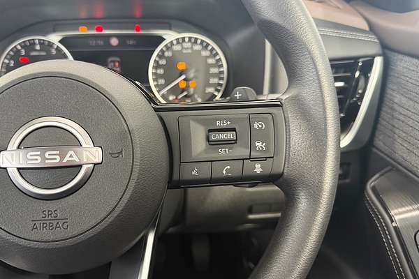 2025 Nissan X-TRAIL ST T33
