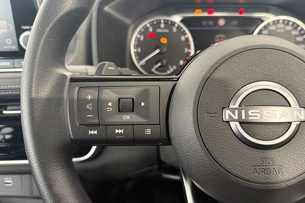 2025 Nissan X-TRAIL ST T33