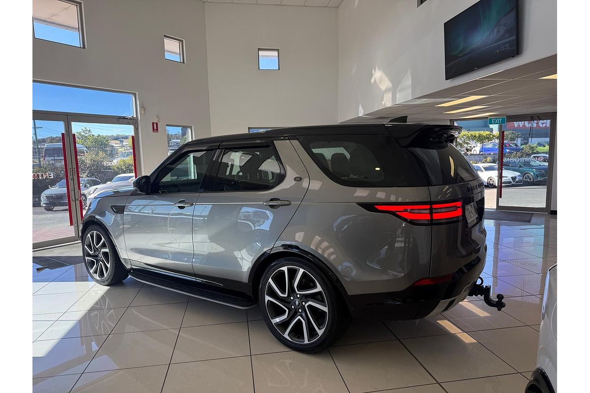 2017 Land Rover Discovery SD4 S Series 5