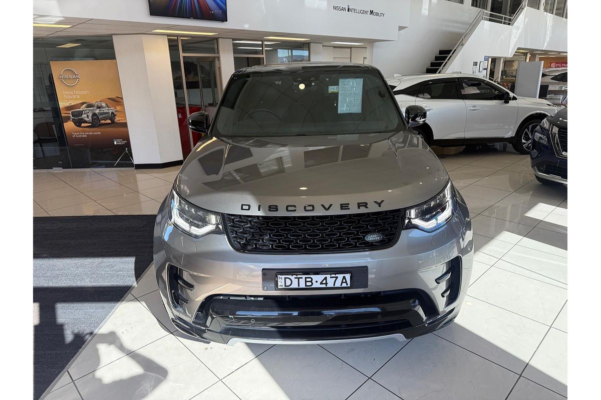 2017 Land Rover Discovery SD4 S Series 5