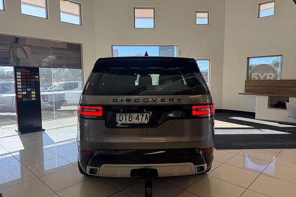 2017 Land Rover Discovery SD4 S Series 5