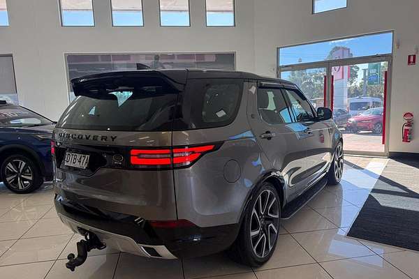 2017 Land Rover Discovery SD4 S Series 5