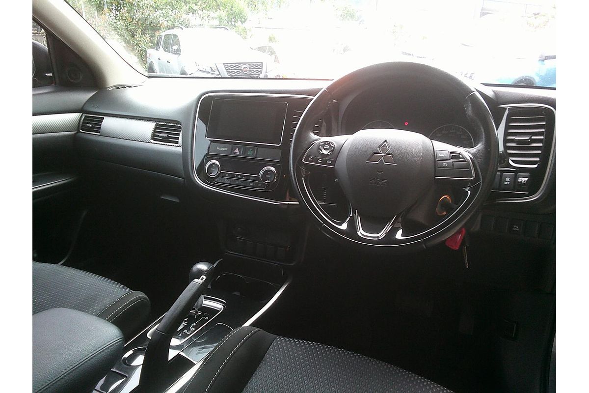 2017 Mitsubishi Outlander LS ZK