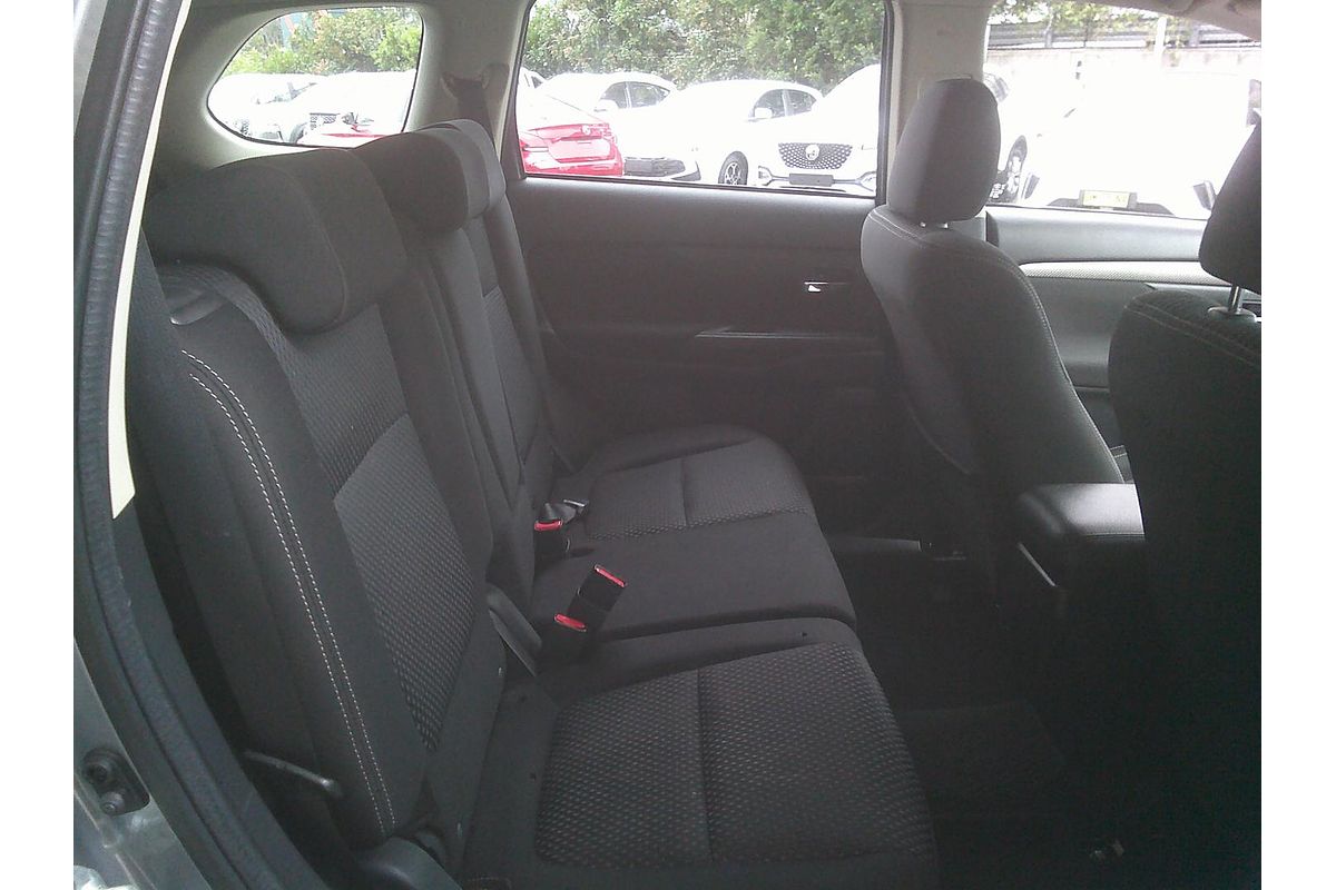 2017 Mitsubishi Outlander LS ZK