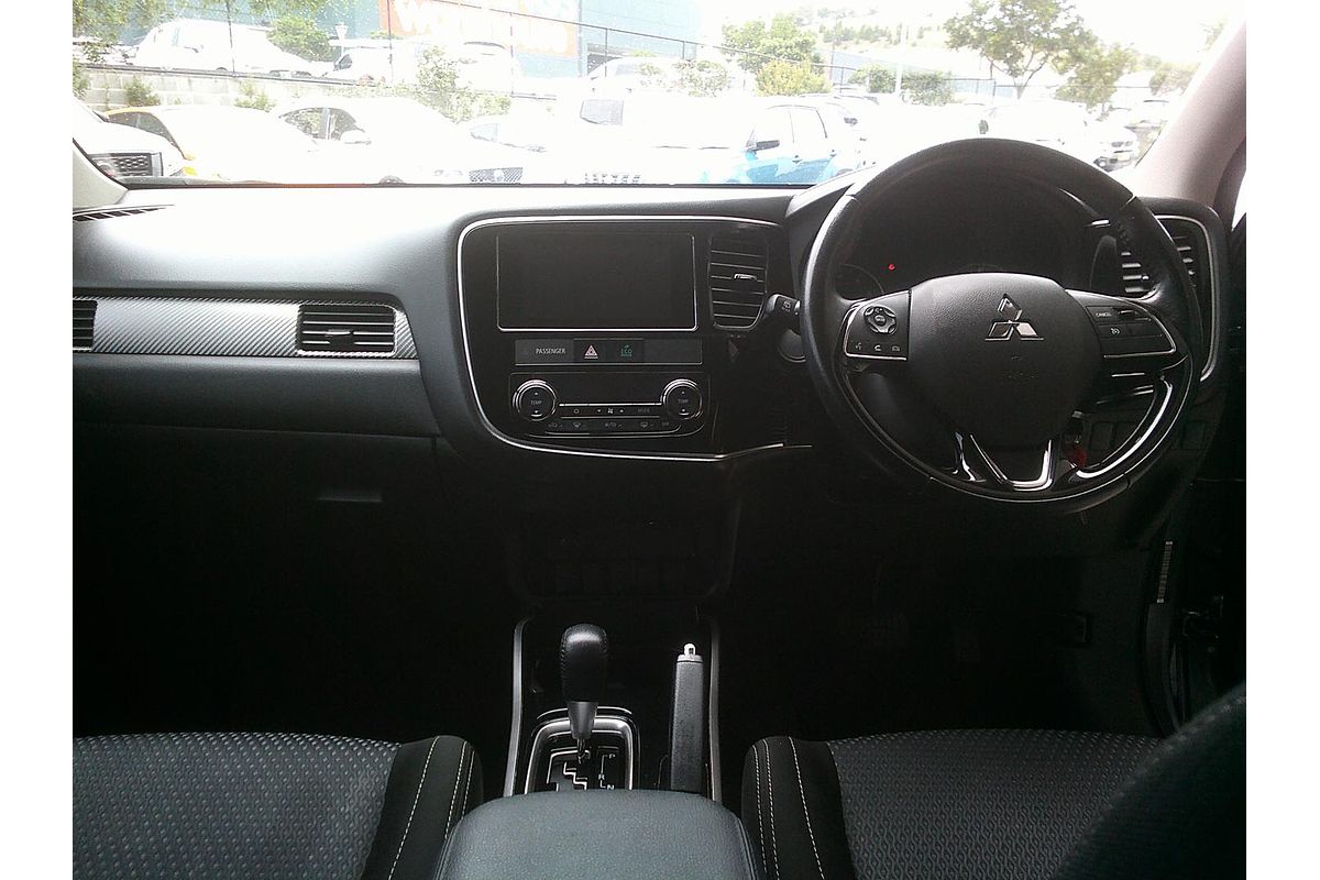 2017 Mitsubishi Outlander LS ZK