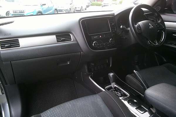 2017 Mitsubishi Outlander LS ZK