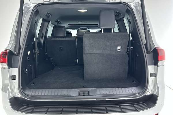 2023 Toyota Landcruiser Sahara FJA300R