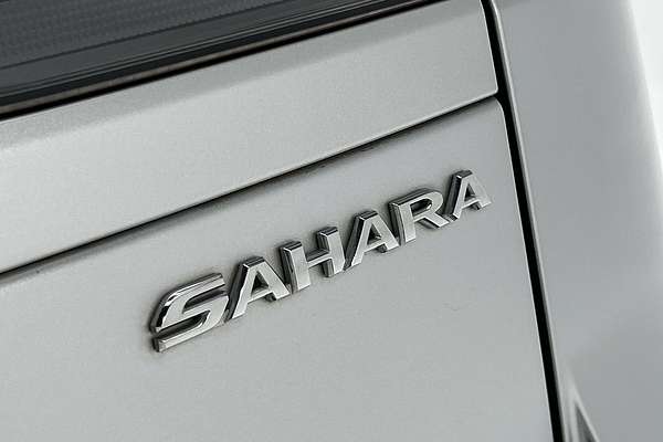 2023 Toyota Landcruiser Sahara FJA300R