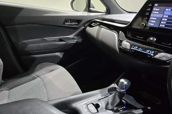 2022 Toyota C-HR GXL NGX10R