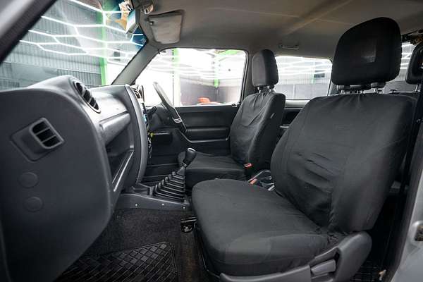 2010 Suzuki Jimny Sierra SN413 T6
