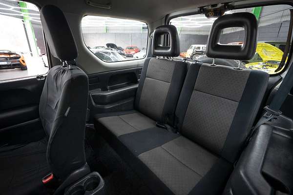 2010 Suzuki Jimny Sierra SN413 T6