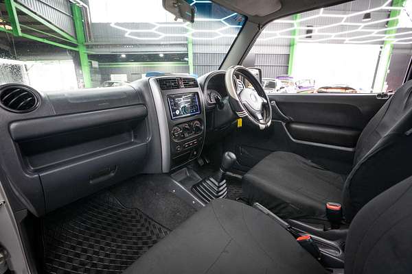 2010 Suzuki Jimny Sierra SN413 T6