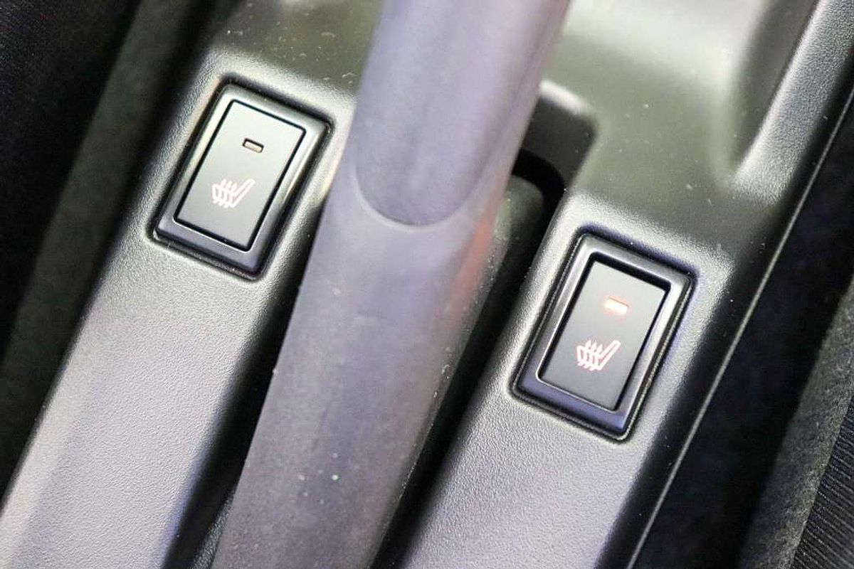 2025 Suzuki Swift Hybrid GLX UZ