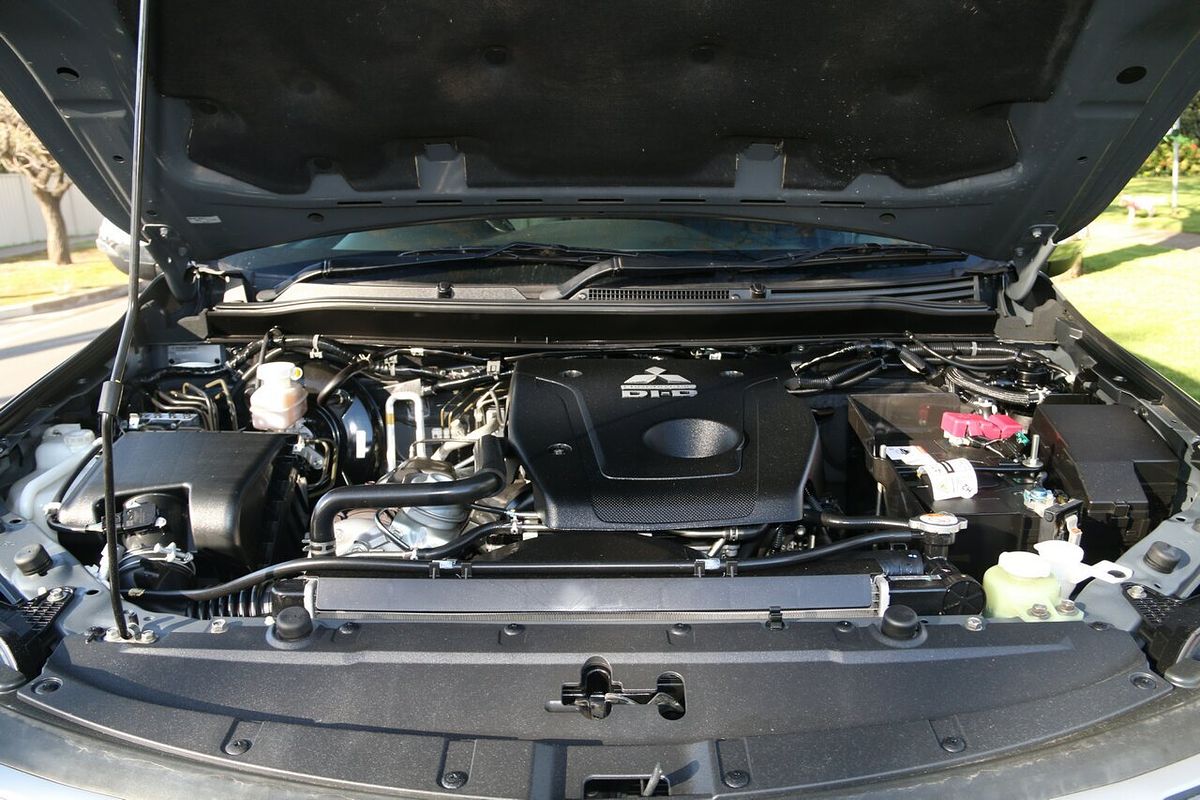 2018 Mitsubishi Pajero Sport GLX QE